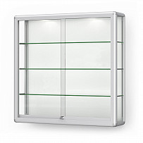 Wandvitrine mit Schiebetüren
