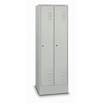 Garderobenschrank, mit Sockel, 2 Abteile